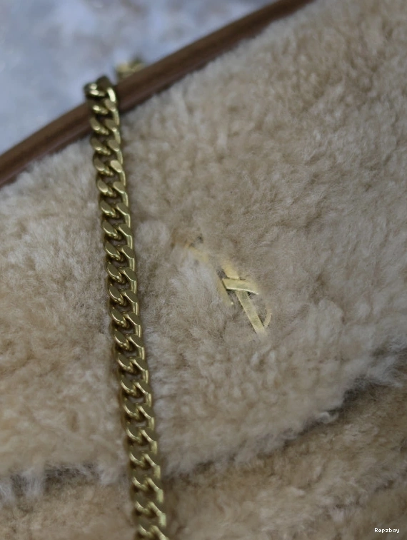 Rep ladies REP YSL SHEARLING CALYPSO IN 0823
